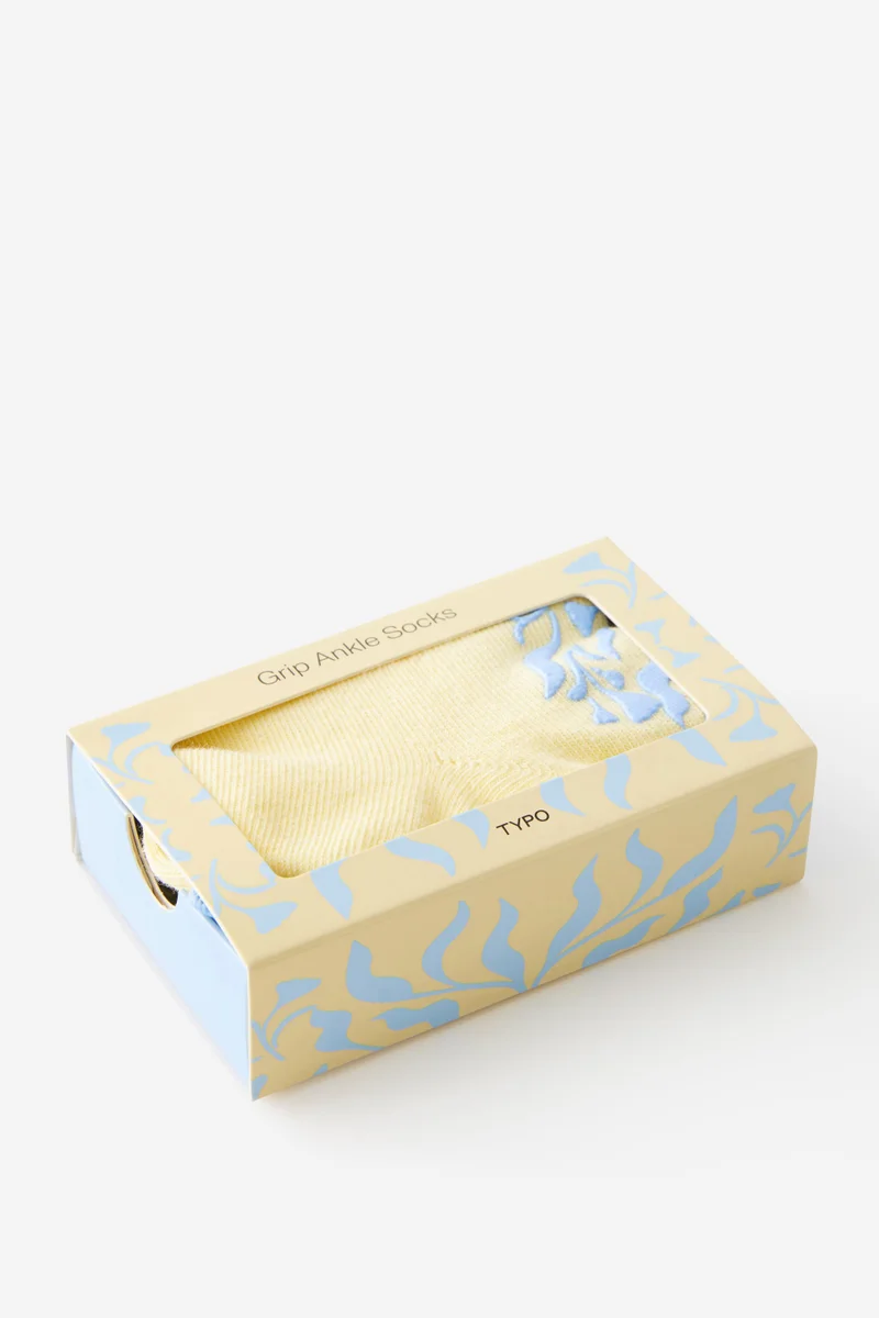 Typo Grip Ankle Socks